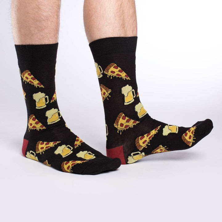 Chaussettes mi-mollet en coton « Pizza &amp; Beer » de Good Luck Sock - Taille L 