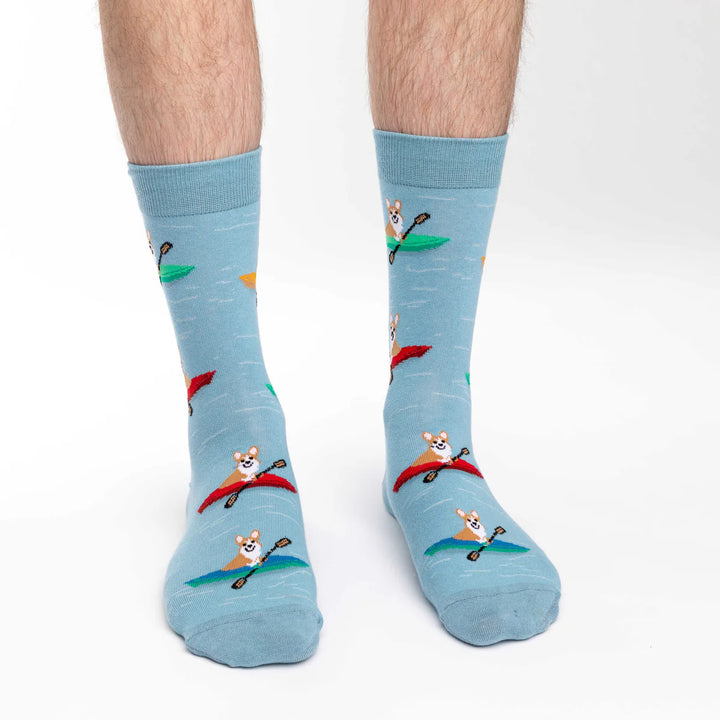 Chaussettes « Corgi Kayaking » par Good Luck Sock