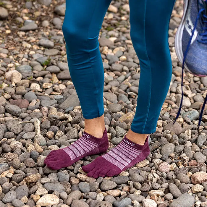 Injinji Run Lightweight Merino Wool No Show Ankle Socks - Unisex