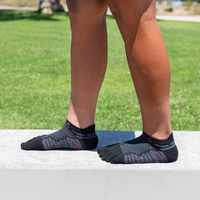 Injinji Ultra Run Midweight No-Show Socks - Unisex