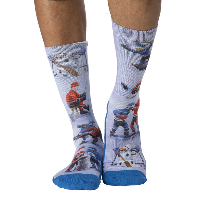 Chaussettes mi-mollet « Hockey, bleu et blanc » de Good Luck Sock