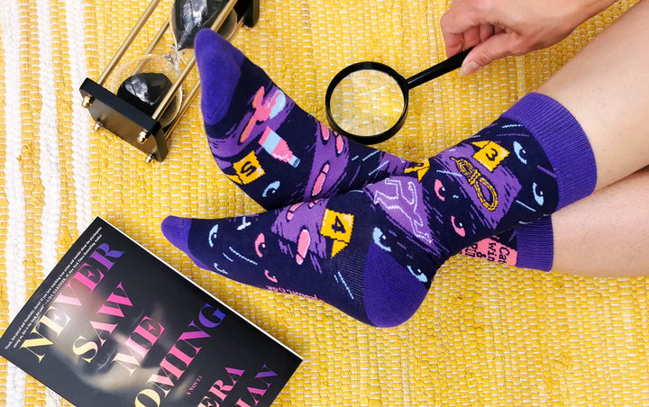 Chaussettes en coton « Chats, vin et crime » par Uptown Sox - Medium 