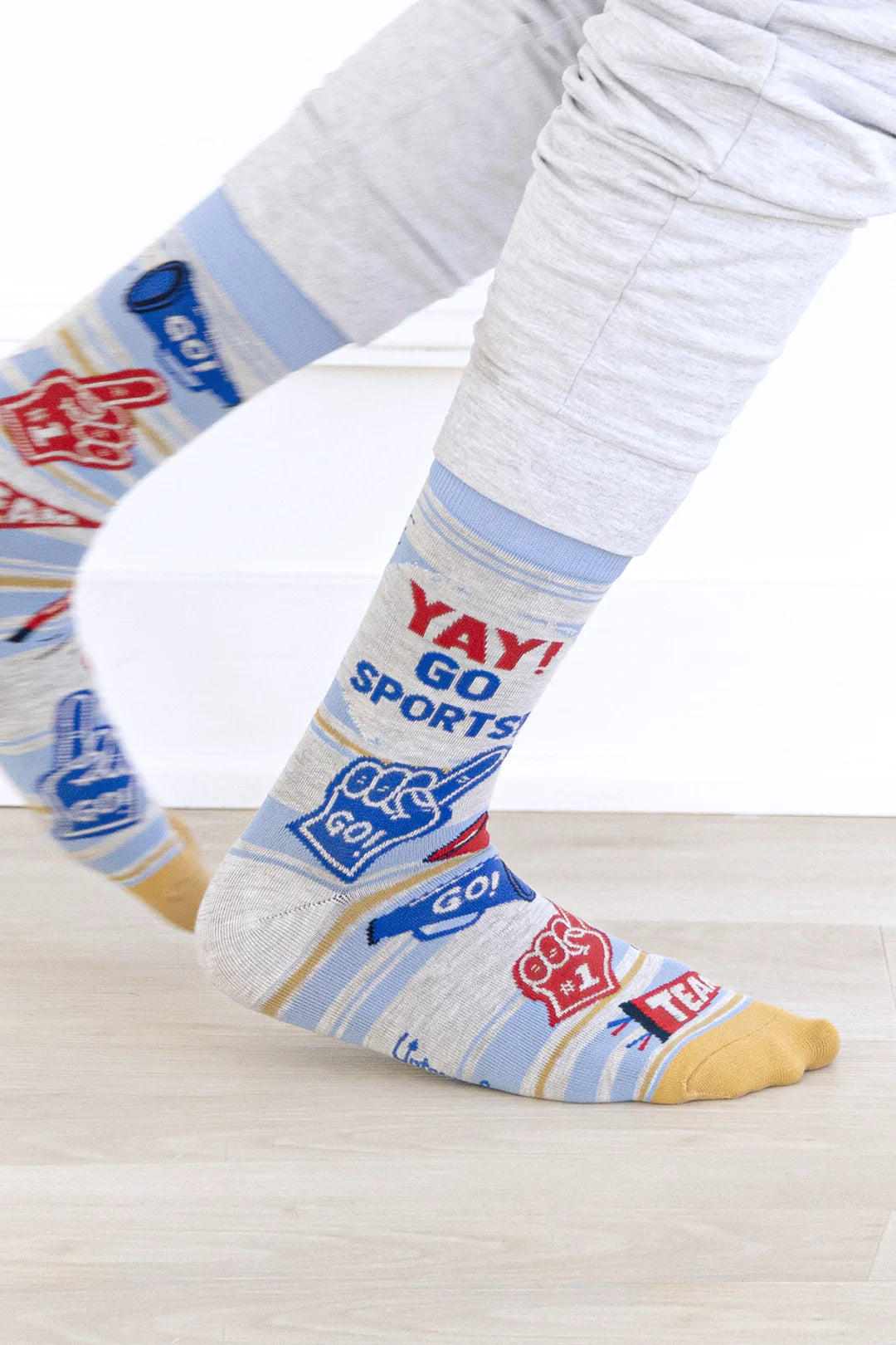 Chaussettes en coton canadiennes « Go Sports! » par Uptown Sox