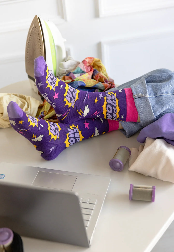 Chaussettes en coton « Super Mom » par Uptown Sox - Medium 