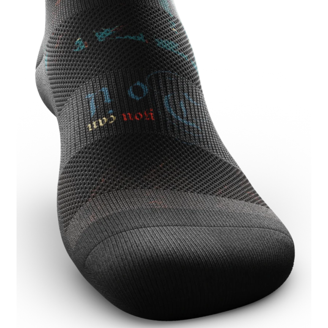 "Dream Big" Performance Crew Running Socks by Outway
