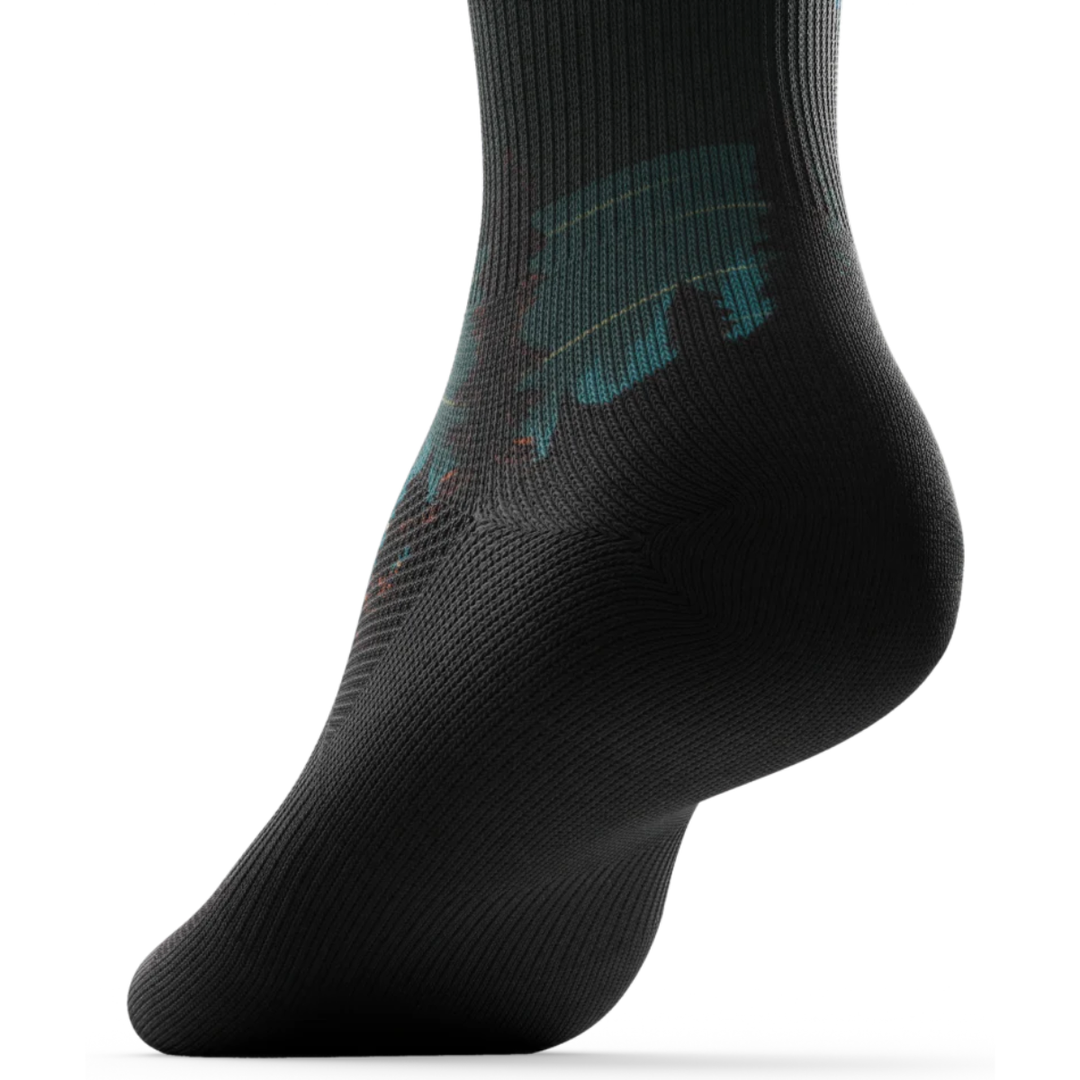 "Dream Big" Performance Crew Running Socks by Outway