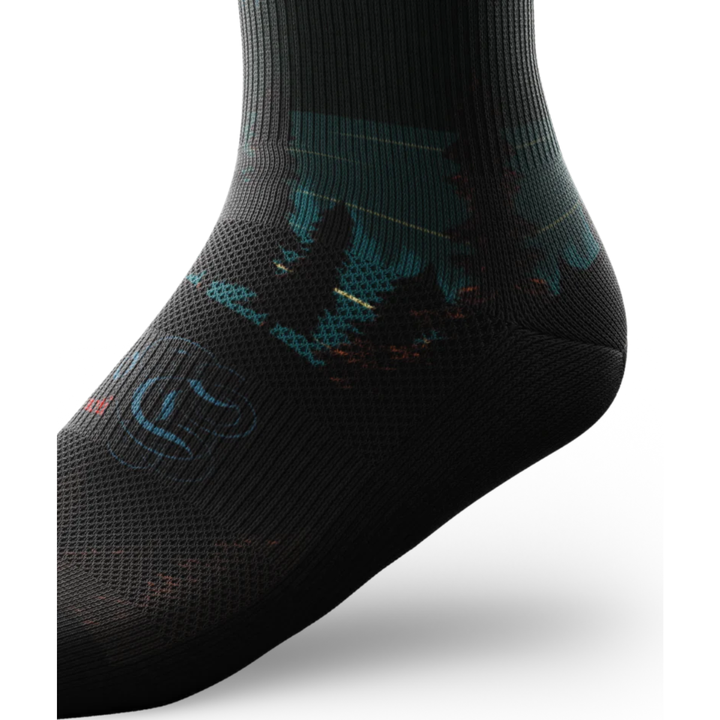 "Dream Big" Performance Crew Running Socks by Outway