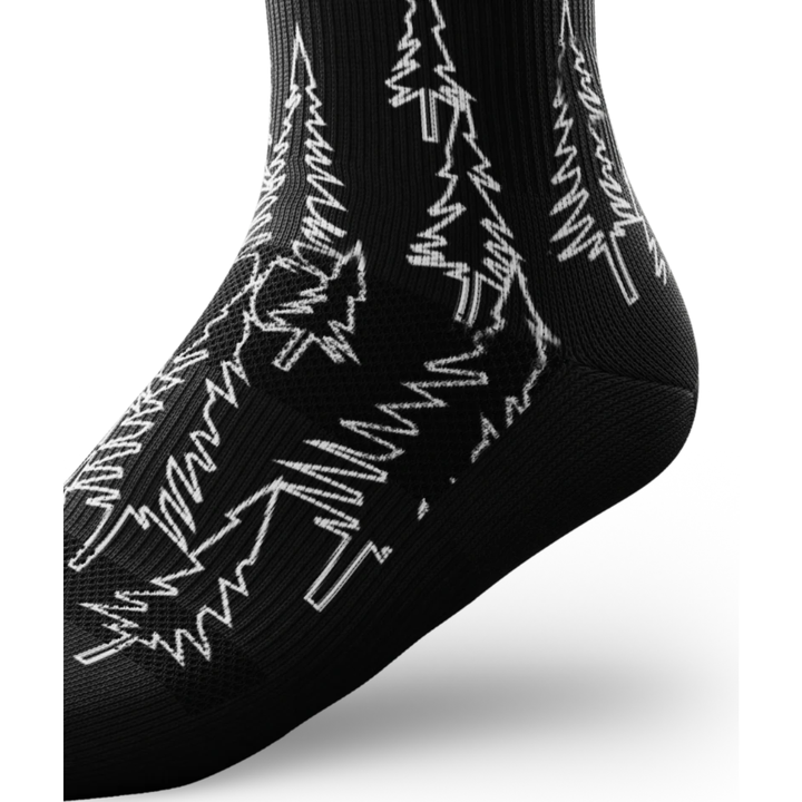 "Day N Night" Performance Crew Running Socks by Outway