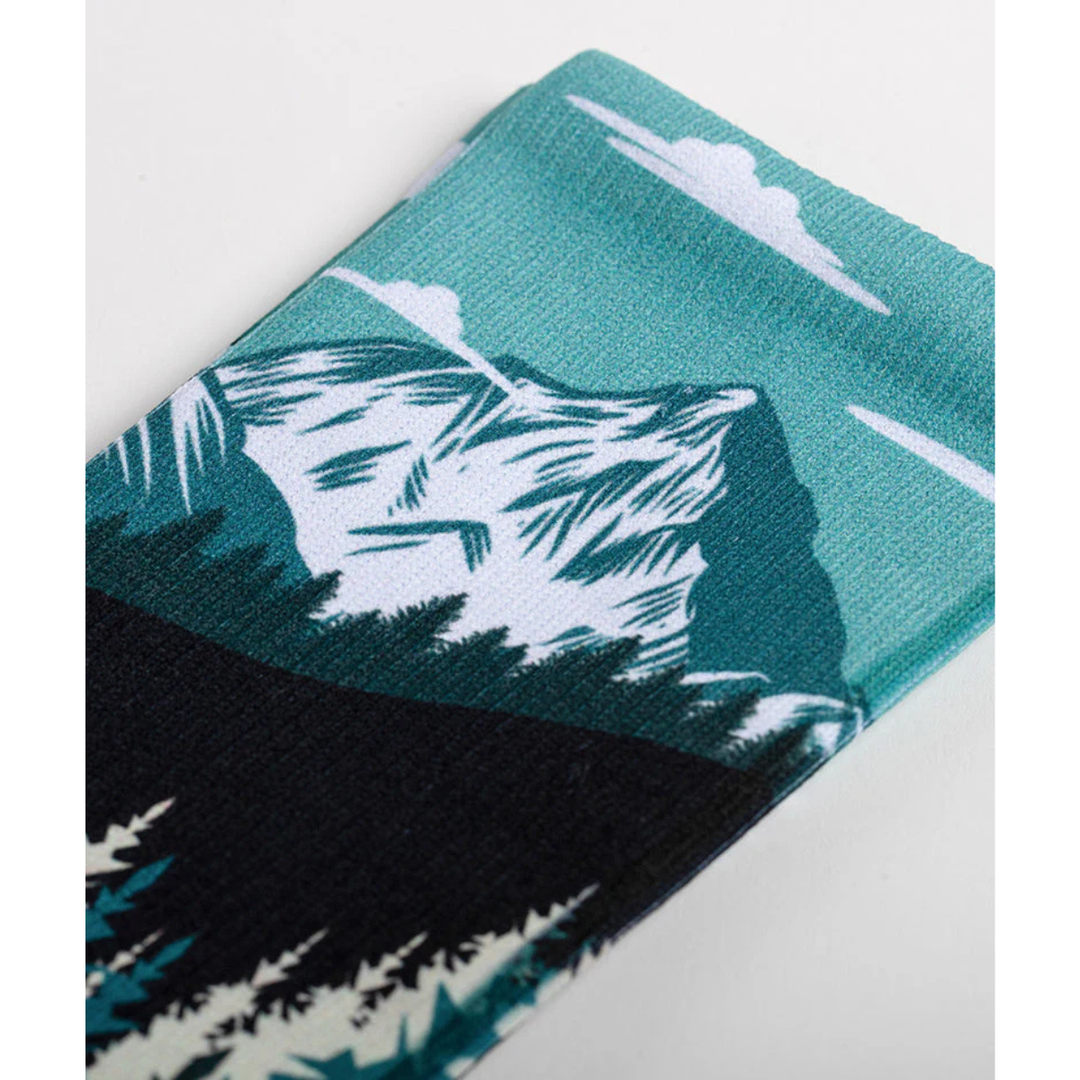 "Free Ride" Performance Crew Running Socks by Outway