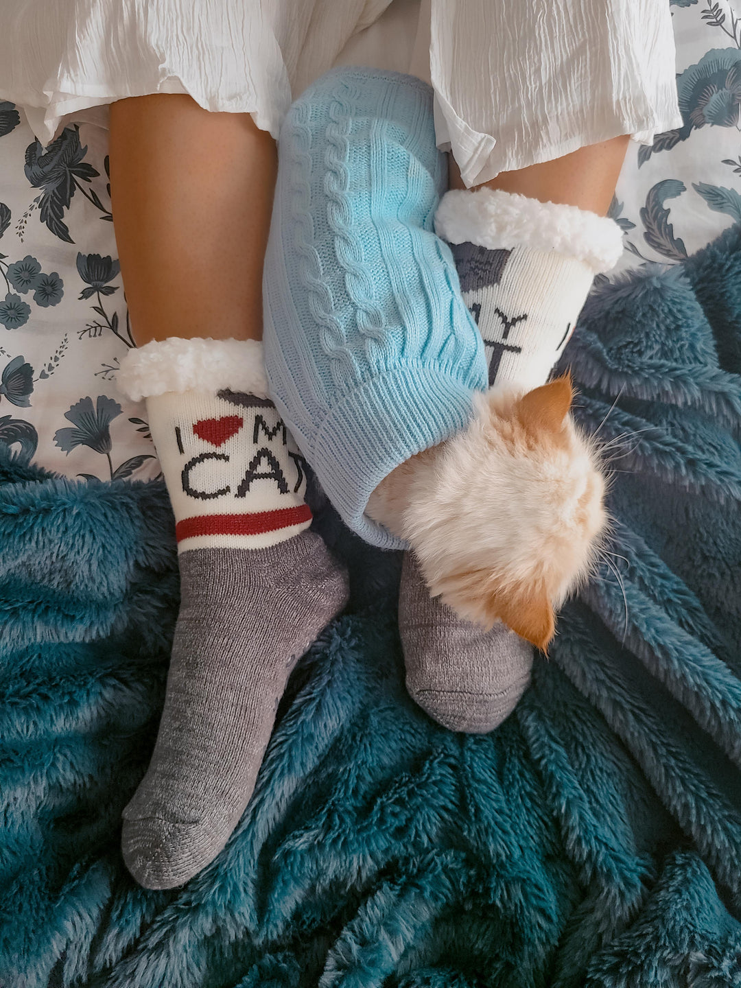 Northern Comfort I Love My Cat Sherpa Lined Grip Women and Men's Slipper  Socks